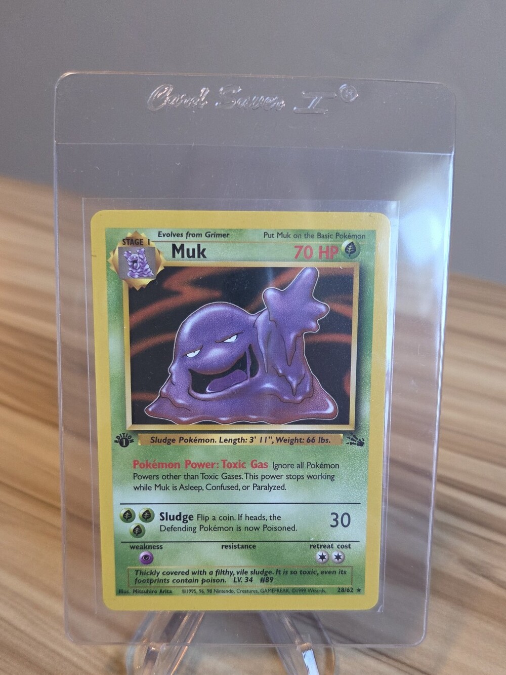 Muk Pokemon Card Fossil 1st Edition 2000s Vintage #28/62